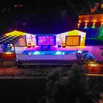 Sirin, Caykoey Villa