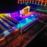 Villa Sirin, Caykoey *
