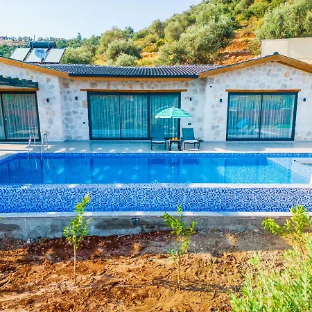 Sirin, Caykoey Villa Kaş