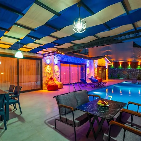 Sirin, Caykoey Villa Kaş