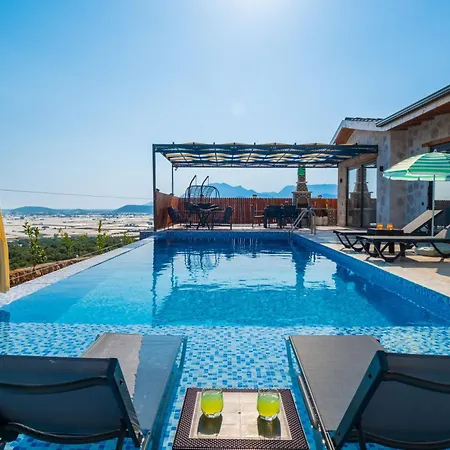 Sirin, Caykoey Κας