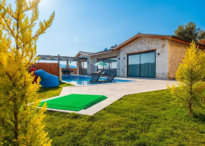 Sirin, Caykoey Villa Kas