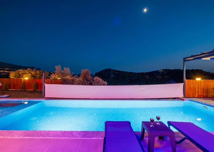 Sirin, Caykoey Villa