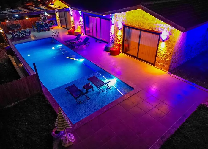 Sirin, Caykoey Villa *