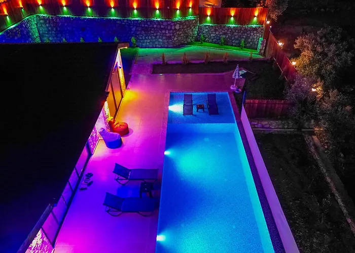 Sirin, Caykoey Villa *