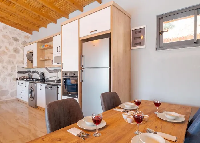 Sirin, Caykoey Villa *