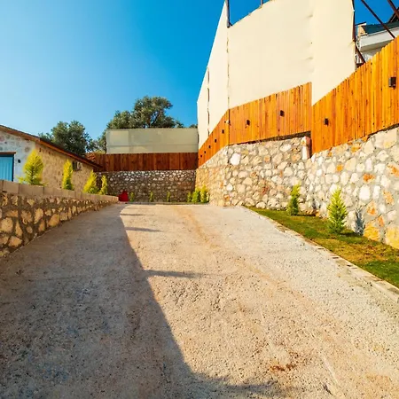 Sirin, Caykoey Villa *