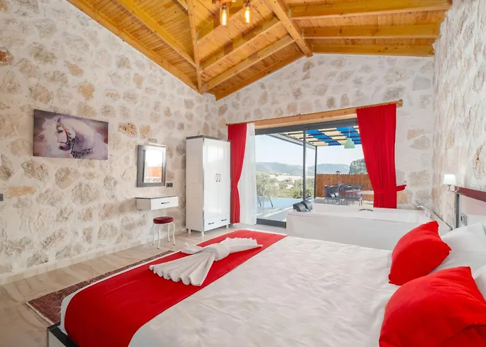 Sirin, Caykoey Villa